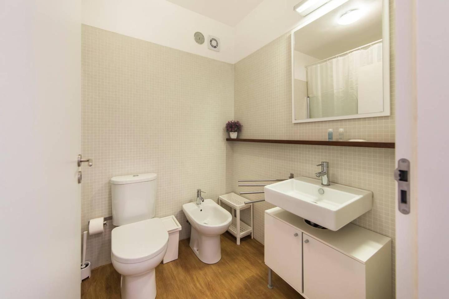 Comfortable Apartment In Campo Pequeno Lisboa Kültér fotó