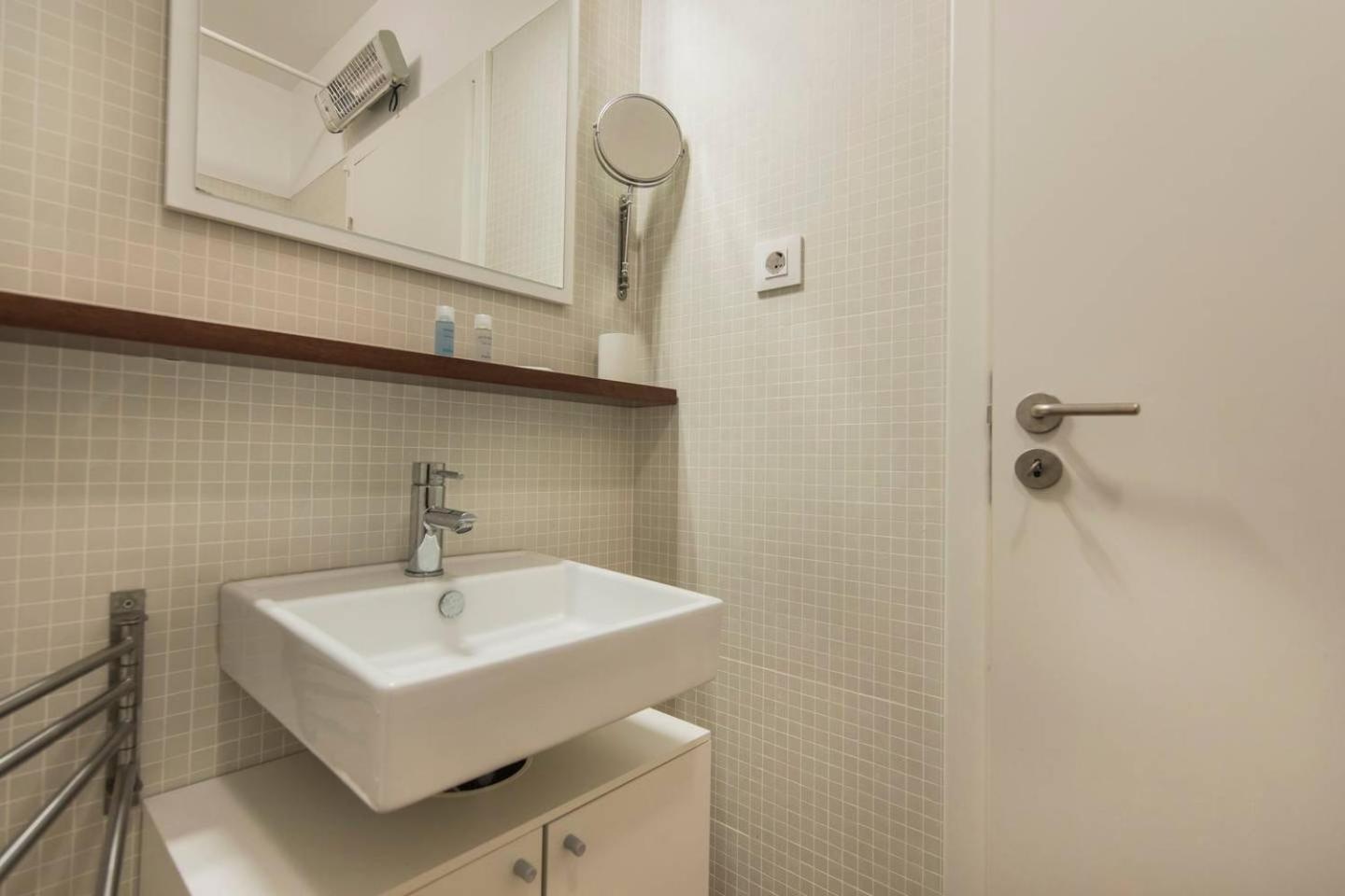 Comfortable Apartment In Campo Pequeno Lisboa Kültér fotó